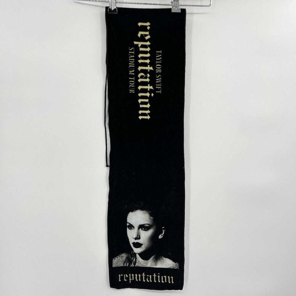 Taylor Swift Reputation Stadium Tour Towel Black RARE Memorabilia